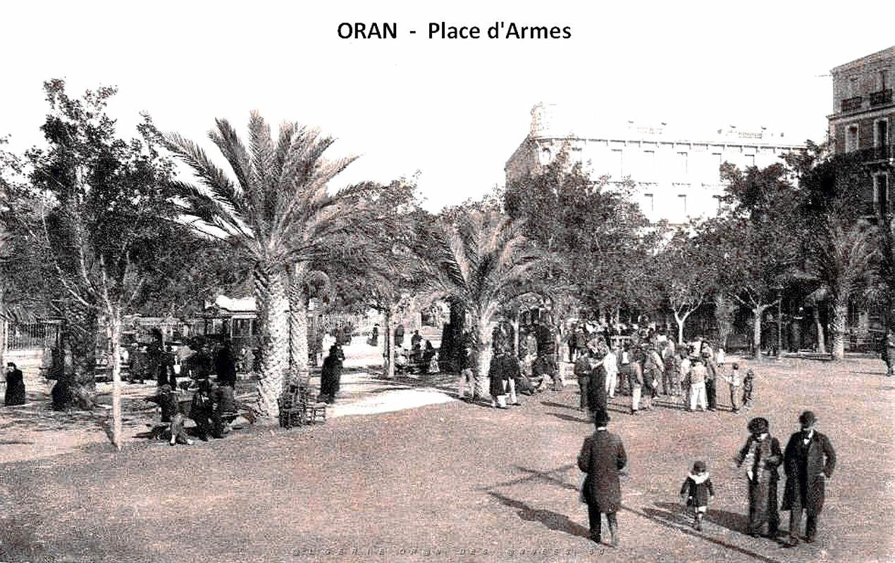 Oran - Place d'Armes .jpg